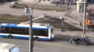 Троллейбус. Зубило. Тайная буксировка.