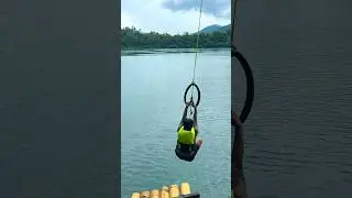 NAG ALA TARZAN AKO! 🐒