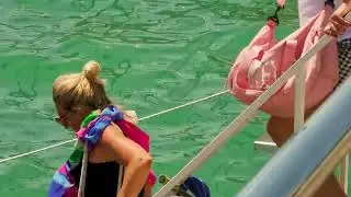 Геленджик!  Жара! Туристы не хотят выходить из воды. Макса с Днюхой!!!