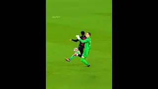 When Szczesny Gets Bored 🥱