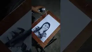 nag protection spray parin kahit madilim #portraitcommission #portraitart