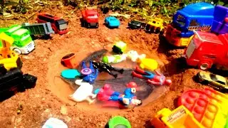Menemukan ikan lele, ikan nila dan banyak mainan mobil container, mobil truk, mobil balap,dan bus