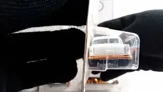 Hot Wheels Anniversary 52nd pearl and chrome by phunit kc collection
