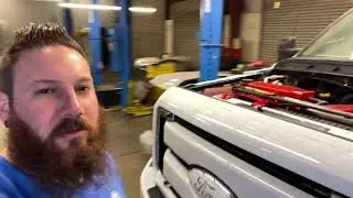 Lifting a Ford Excursion