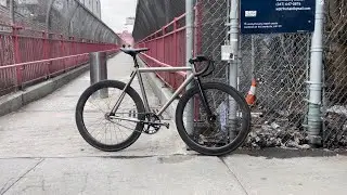 FIXED GEAR NYC | Riding through Brooklyn/Manhattan on my No.22 little wing.