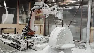 KUKA Robot Arm - Tool Change & 5D Sculpting