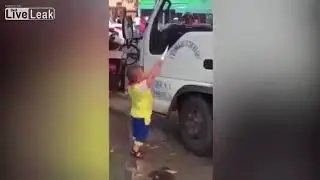 Fails 2017   A 5 Year Old Child Is A Gangster