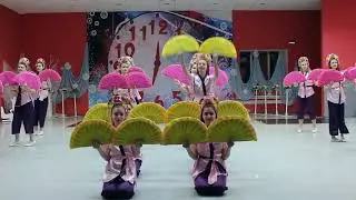 "Китайский танец" исполняет народный ансамбль академического танца "Тальянка", рук. Н.А.Шурыгина.