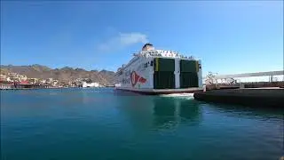 Ciudad Autónoma Melilla saliendo del puerto de  Santa Cruz de Tenerife  Muelle Pantalan Anaga