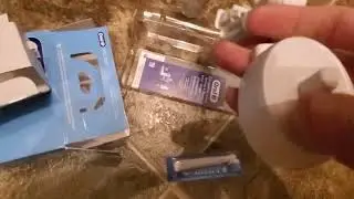 Unboxing Oral B Pro 300 Vitality Electric Tooth Brush