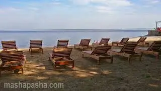 Пляж в Межигорье на Киевском море под Киевом