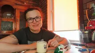 Вообще неторопливо завтракаю 😉☕#асмрмукбанг #еда
