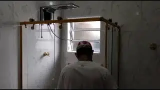 Box banheiro de roldanas com kit dourado e puxador duplo