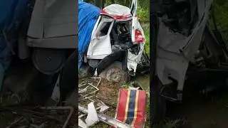 Accident | Bus and Lorry ( Heavy Vehicle ) 😱😱😱 Safely Drive your vehicles #srilanka #viralvideo