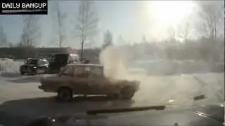 Daily Bangup 3-15-2013 Car Crash Compilation - ДТП 車禍 车毁人亡 사고 تحطم
