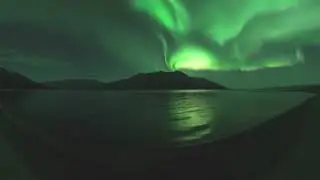 Real time Kluane Lake video (9K)
