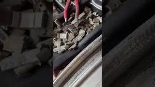 Вот что делает комбинация плохих дорог и шин с системой runflat