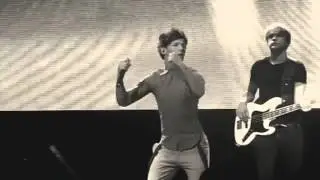 One Direction ЭЙ,ДЕТКА,ДАЙ МНЕ ОГНЯ
