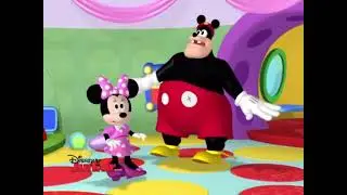 La Casa De Mickey Mouse Flotando Lejos