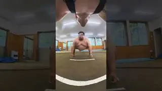 260kg PRO SUMO vs. 70kg NOOB 🤨💪🇯🇵 #japan #sumo #mtb #bike #bikelife #ridemtb #