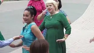 Погадай.Где моя красавица?