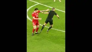 Rare Moments of Referees 😂