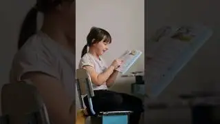Чому я так погано писала в 1 класі🤦‍♀️ Дивуюсь своїм карлякам🤣😂 #princesssofiashorts #1клас #дивуюсь