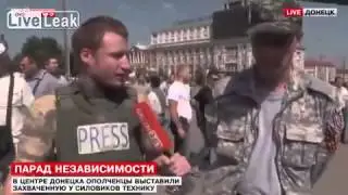 March of Ukrainian POWs in Donetsk - August 24, 2014 (Lifenews Footage+Photos)