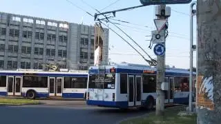 разворот 21 троллейбуса Топаз.MOV
