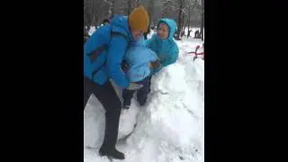 Снежная крепость-оборона