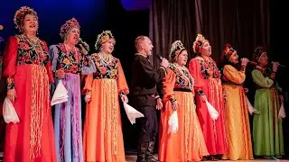 «Народный» ансамбль русской песни «Россияночка» - «Босиком по России»