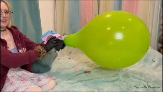 4 Pump to Pop Balloons! 2 Sempertex and 2 Tuftex