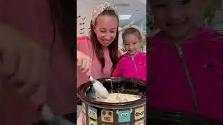 EASY CROCKPOT CHICKEN ALFREDO! 