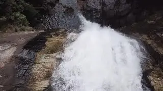 Cachoeira Pedra Lisa em Boiçucanga - Imagens Aéreas
