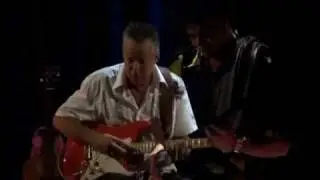 Tommy Emmanuel on a Strat, Secret Love, with brother Phil