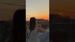 Сейчас бы взять билет до Питера, а не это все…