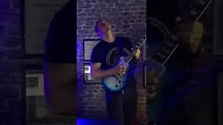 Queen - These are the days of our lives. Guitar solo