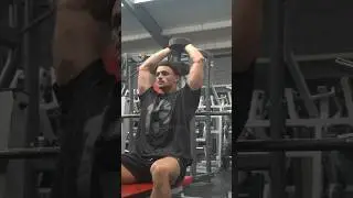 The Reason Your Triceps Are NOT Growing