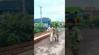 mera dada tu Unpar h 😅🤣😅🤣
