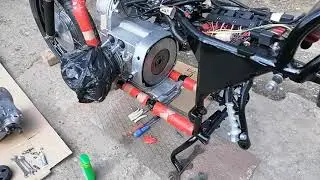 Мотоцикл Днепр. Установка двигателя, коробки, редуктора.                        ( Перезалив)