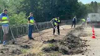 Почистване на мост над река "Боговина" в с. Гурково, община ботевград
