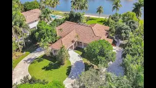 Banyan Lakes - Waterfront Estate - Private Sandy Beach - 8946 Wendy Ln W West Palm Beach, FL 33411