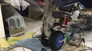 The nose landing gear of MiG-29's rc-model in action