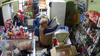 Пиян Крадец задига оборота на местния магазин.