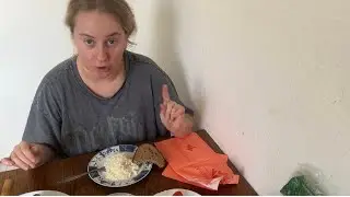 МУКБАНГ ВЫГНАЛА АНЮ ИЗ ЗА СТОЛА ! ДОСТАЛО