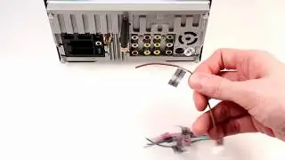 Jak zmienić telewizor w Smart TV / Jak podłączyć telefon do radia samochodowego