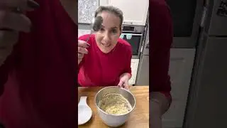 עוגיות שקדים ולימון קטנות ומטריפות