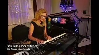 Kiki Ebsen performs Joni Mitchell's  