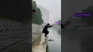 Esse senhor deixou todo mundo impressionado! 😮