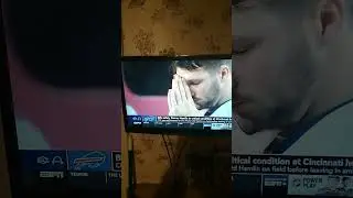Please Pray For Damar Hamlin! Game Postponed! SAD DAY IN BILLS HISTORY!